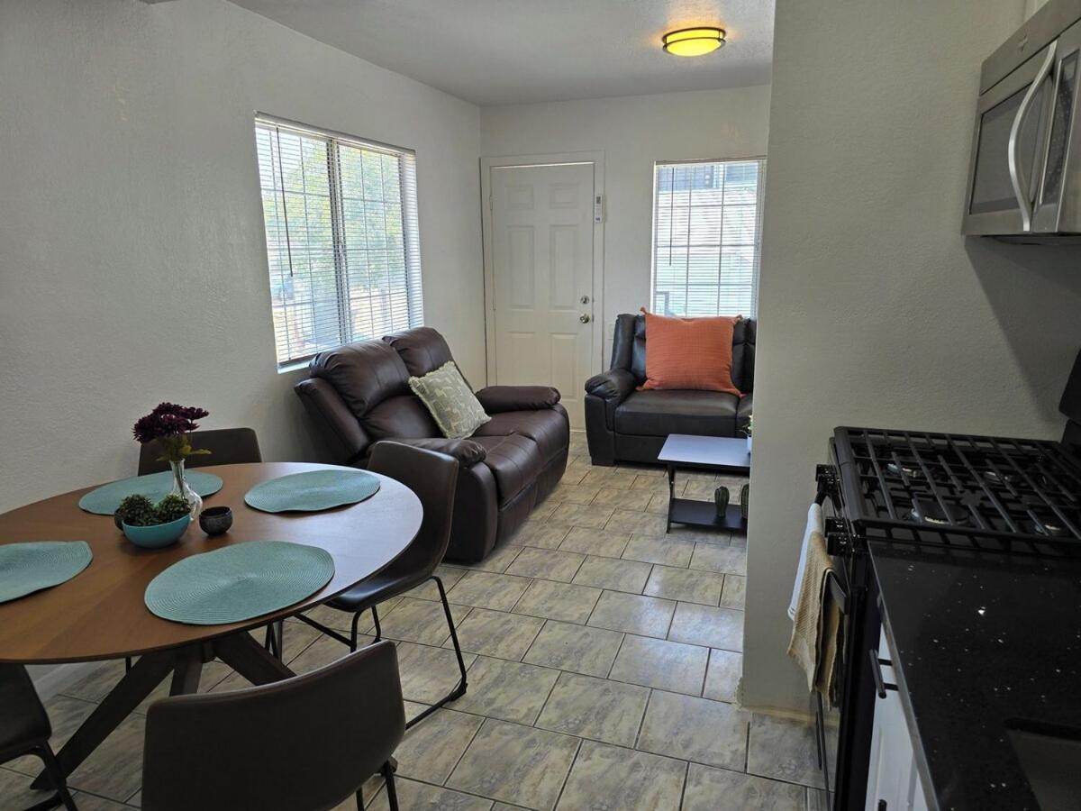 2 Bd Near To Downtown Apartment