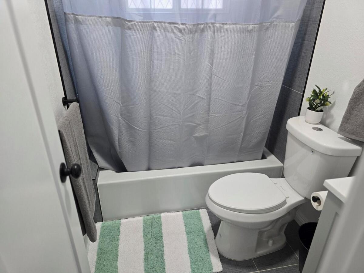 2 Bd Near To Downtown